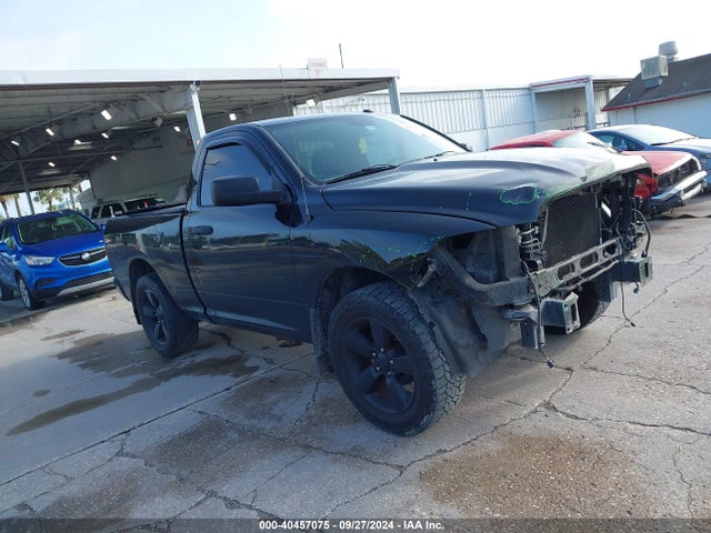 3C6JR6AG1EG330863 RAM 1500 Express