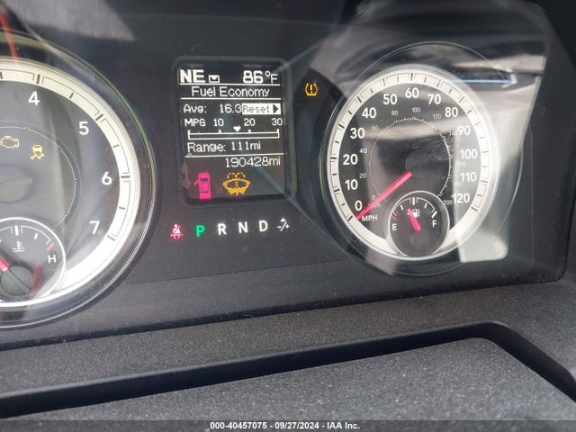3C6JR6AG1EG330863 RAM 1500 Express