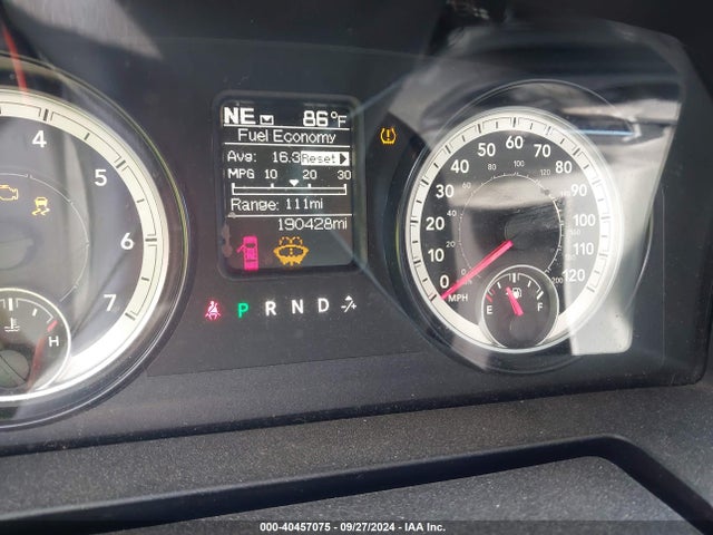 3C6JR6AG1EG330863 RAM 1500 Express