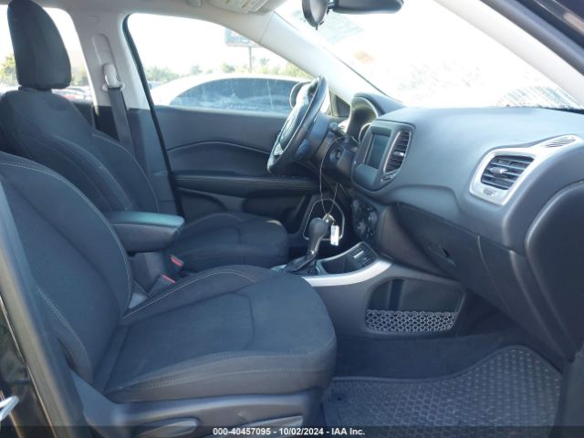 3C4NJCABXJT376309 Jeep Compass Sport Fwd