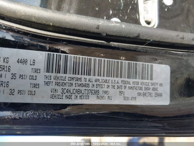 3C4NJCABXJT376309 Jeep Compass Sport Fwd
