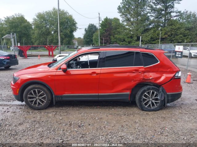 3VV3B7AX0JM191494 Volkswagen Tiguan 2.0t Se/2.0t Sel