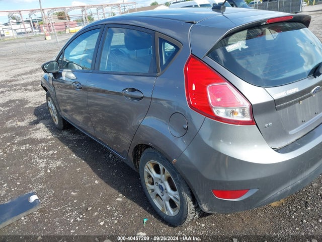 Ford FIESTA SE 2014 3FADP4EJ5EM108095 Image 3