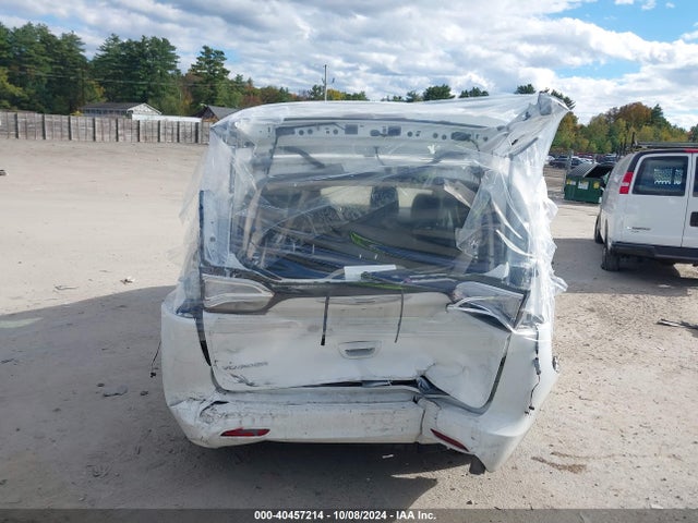 2C4RC1AG5MR568739 Chrysler Voyager L