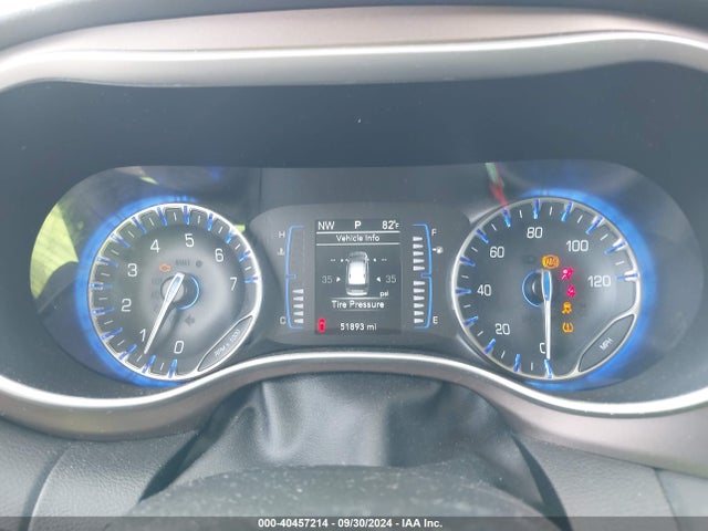 2C4RC1AG5MR568739 Chrysler Voyager L