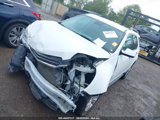 Chevrolet EQUINOX LT 2017 2GNFLFEK8H6318862 Image 2