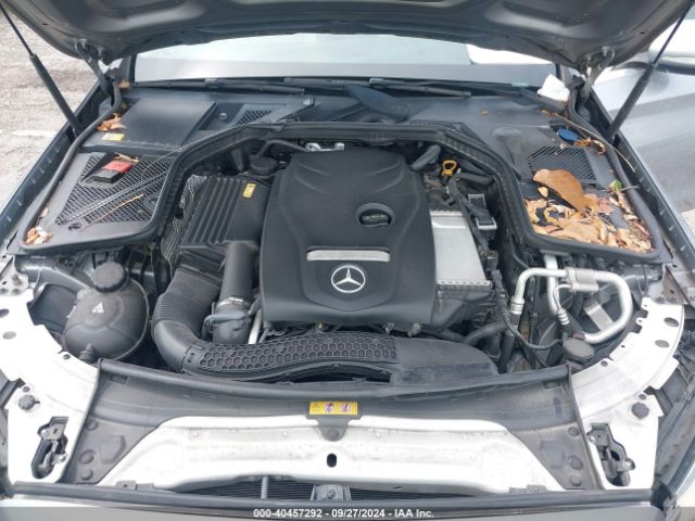 55SWF4JB4FU087961 Mercedes-Benz C 300 Luxury/sport