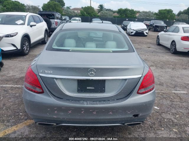55SWF4JB4FU087961 Mercedes-Benz C 300 Luxury/sport