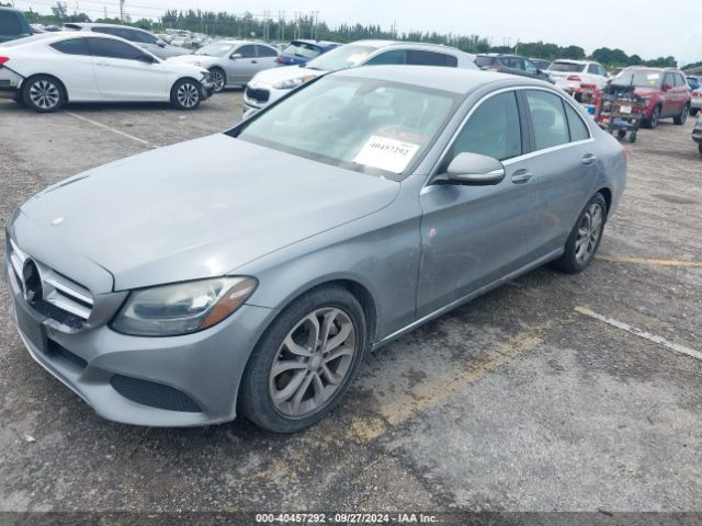 55SWF4JB4FU087961 Mercedes-Benz C 300 Luxury/sport