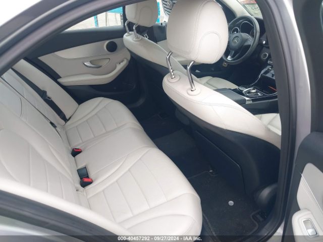 55SWF4JB4FU087961 Mercedes-Benz C 300 Luxury/sport