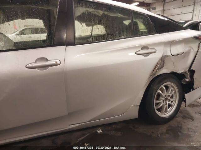 JTDKBRFU3J3582337 Toyota Prius