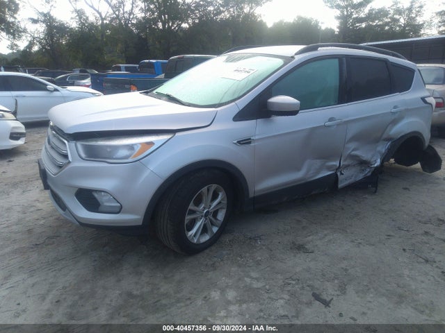 Ford ESCAPE SE 2018 1FMCU9GD8JUD01913 Image 2