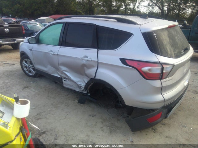Ford ESCAPE SE 2018 1FMCU9GD8JUD01913 Image 3