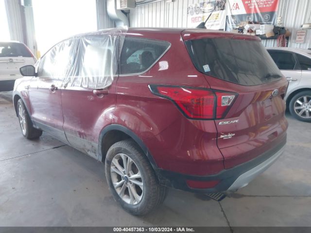 1FMCU9GD2KUA47276 Ford ESCAPE SE