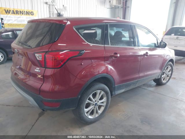 1FMCU9GD2KUA47276 Ford ESCAPE SE