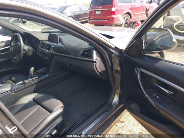 WBA8B9C55JAE22057 BMW 330I