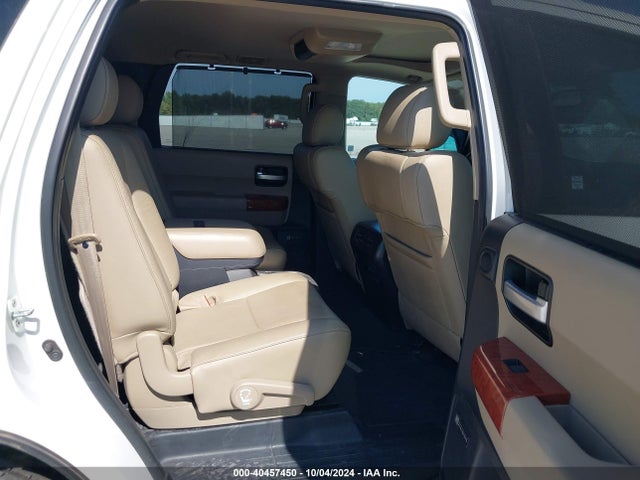 Toyota Sequoia Platinum 2019 5TDDY5G15KS168013 Image 8