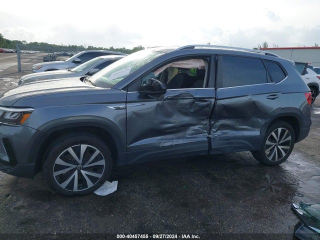 3VVRX7B2XNM073196 Volkswagen Taos 1.5t Se