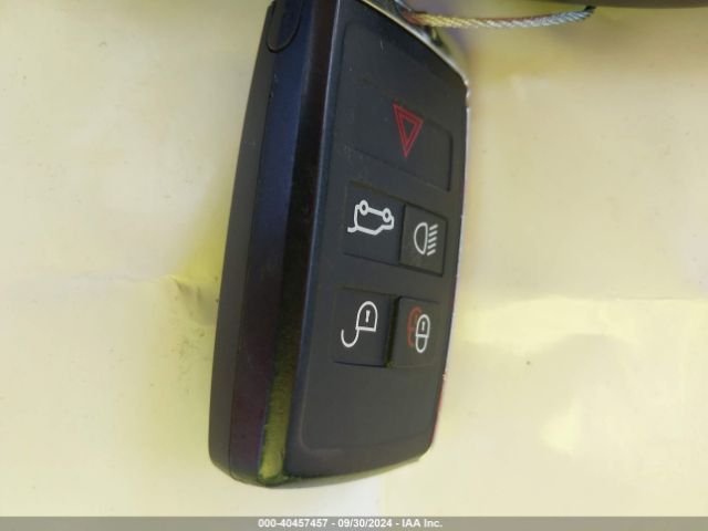 2018 JAGUAR E-PACE SADFJ2FX9J1Z31622 Photo 10