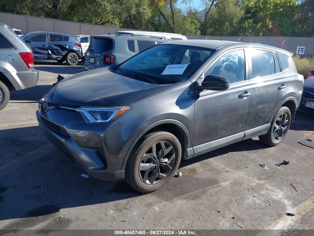 Toyota RAV4 LE 2018 2T3BFREV6JW800606 Image 2