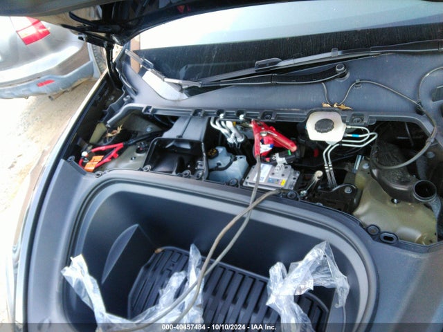 2024 TESLA MODEL Y 7SAYGDEE9RA240138 Photo 9