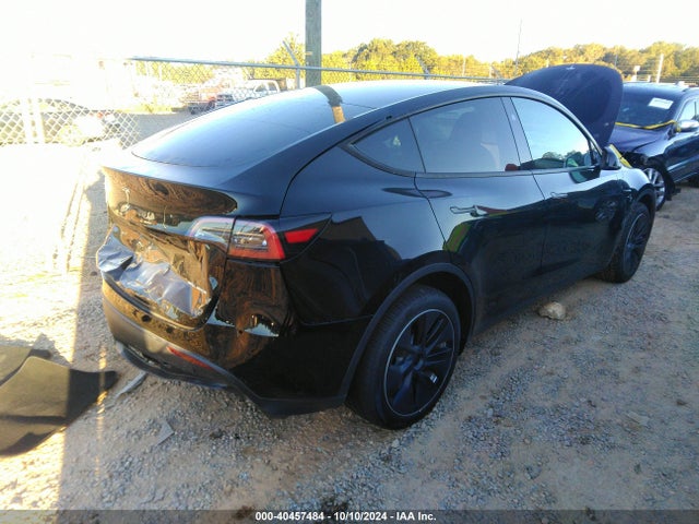2024 TESLA MODEL Y 7SAYGDEE9RA240138 Photo 3