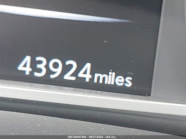 3N1AB7AP5JY218593 Nissan SENTRA S