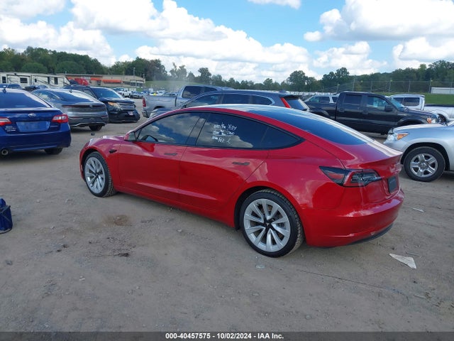 2022 TESLA MODEL 3 5YJ3E1EA4NF186799 Photo 2
