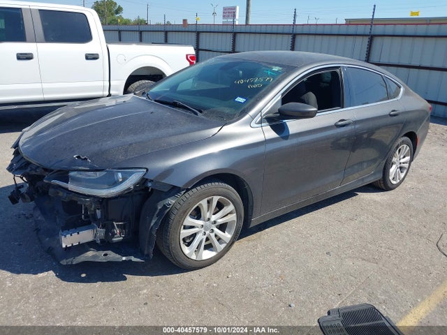 Chrysler 200 Touring 2016 1C3CCCFB5GN196517 Image 2