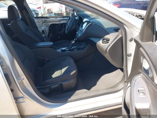 1G1ZD5ST2NF138913 Chevrolet Malibu Fwd Lt