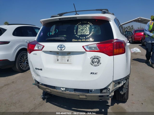 Toyota Rav4 Xle 2015 2T3WFREV8FW180107 Image 17