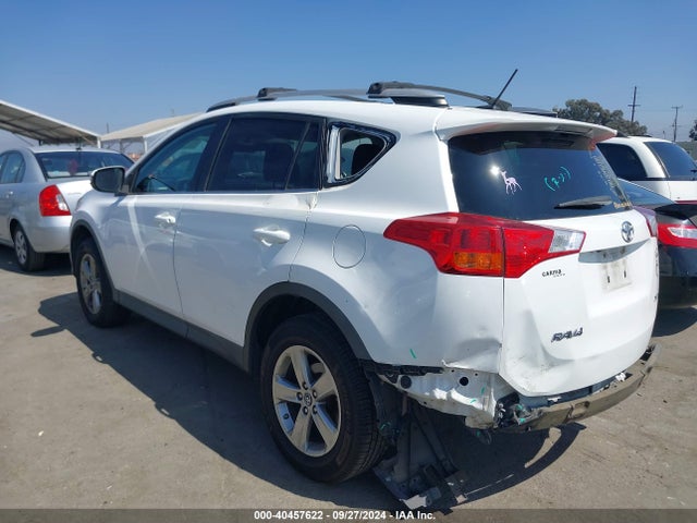 Toyota Rav4 Xle 2015 2T3WFREV8FW180107 Image 3