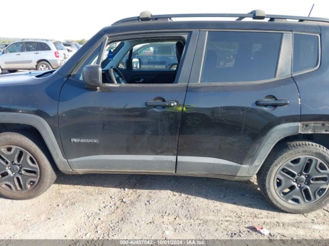 ZACCJBAB1JPH88398 Jeep Renegade Upland Edition 4x4