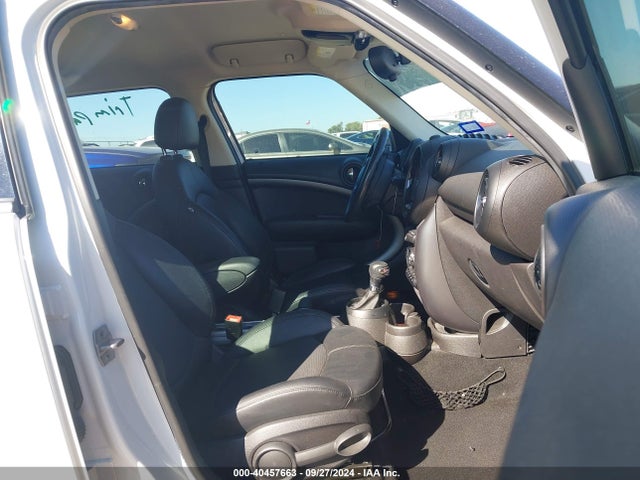 2015 MINI COUNTRYMAN WMWZC3C53FWT06698 Photo 4