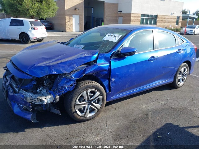 Honda Civic Lx 2018 2HGFC2F55JH558909 Image 2