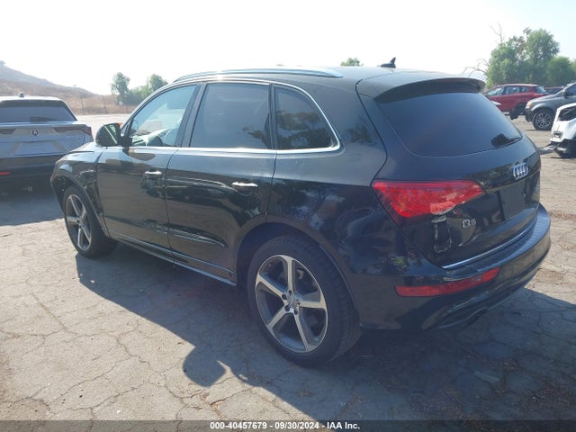 WA1D7AFP3HA067344 Audi Q5 3.0t Premium Plus