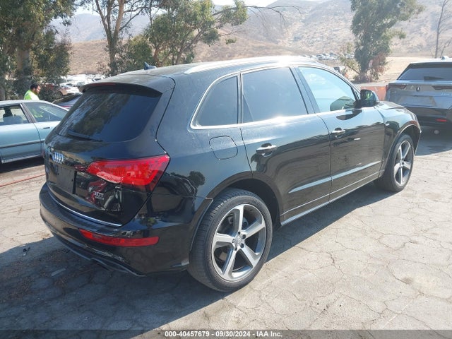 WA1D7AFP3HA067344 Audi Q5 3.0t Premium Plus