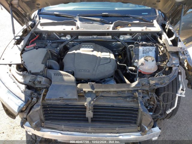 WA1BNAFY3J2108402 Audi Q5 2.0t Premium/2.0t Tech Premium