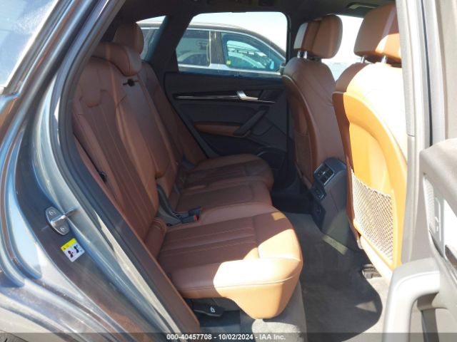 WA1BNAFY3J2108402 Audi Q5 2.0t Premium/2.0t Tech Premium