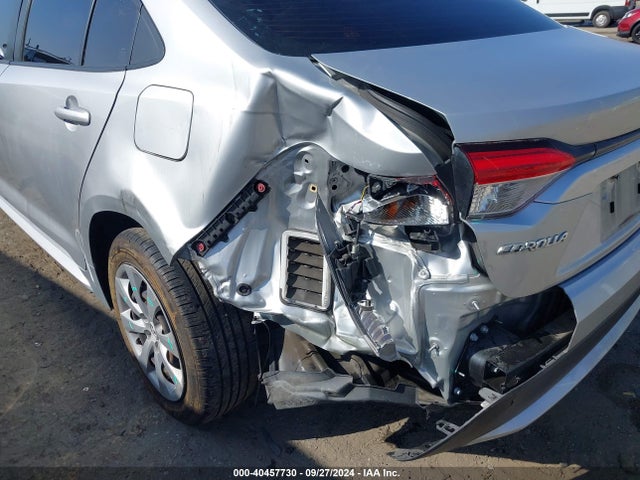 Toyota COROLLA LE 2021 JTDEPMAE1MJ131232 Image 6