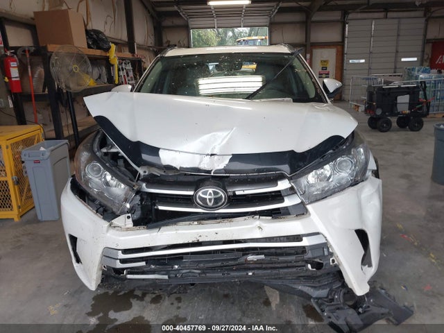 Toyota Highlander Xle 2017 5TDJZRFH3HS515269 Image 12