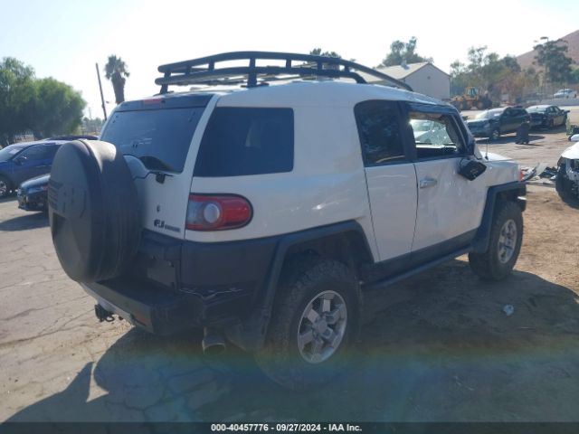 JTEZU4BF2EK013456 Toyota FJ Cruiser
