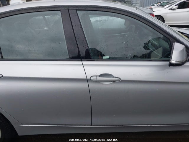 BMW 328i Xdrive 2016 WBA8E3G55GNT77618 Image 14