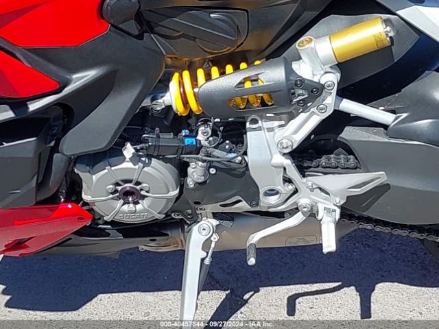 2022 DUCATI STREETFIGHTER ZDMFAKYW7NB001030 Photo 8