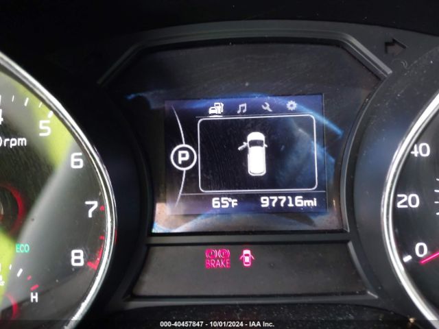 KNDMB5C14H6326664 KIA SEDONA LX