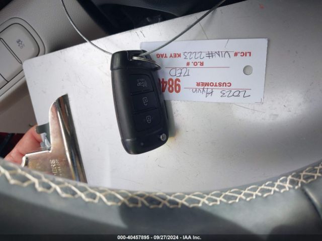 KMHRC8A3XPU232223 Hyundai Venue Sel