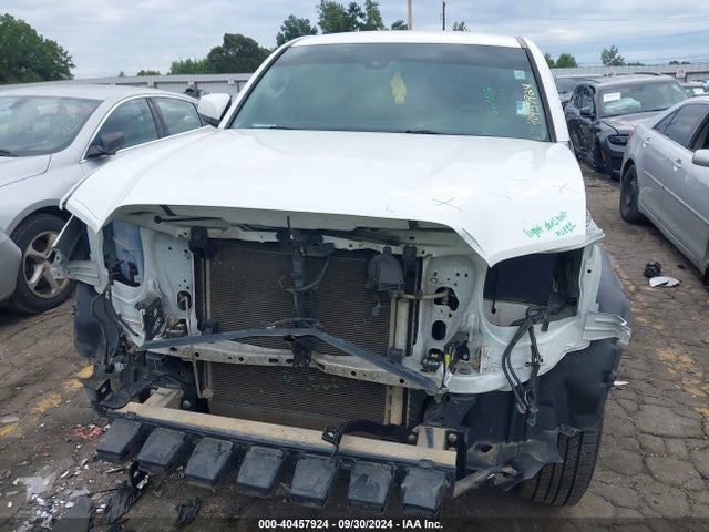 Toyota Tacoma Sr 2018 5TFAX5GN9JX112660 Image 12
