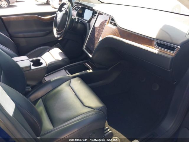 5YJXCDE26HF077167 Tesla Model X 100d/75d/90d