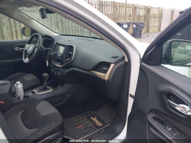 1C4PJLAB7EW163908 Jeep Cherokee Sport