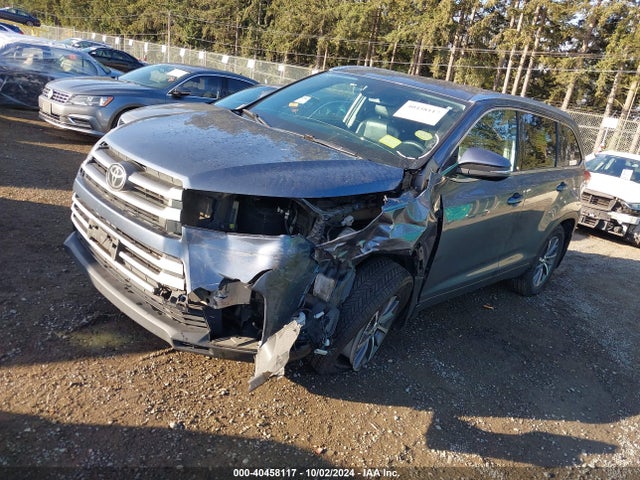 Toyota Highlander Xle 2019 5TDJZRFH7KS702280 Image 2